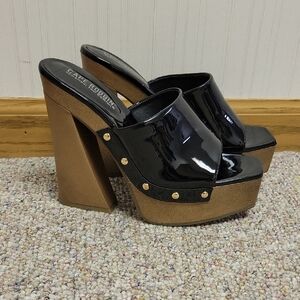 Cape Robbin Black and Brown Platform Shoes